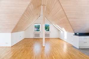 Über den Dächern von Überlingen - charmante Maisonette - Münsterblick - ruhige, zentrale Stadtlage – Die vollständige Adresse der Immobilie erhältst du vom Anbieter., 88662 Überlingen – Vorschaubild 8