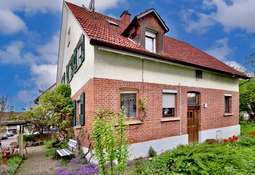 Hausansicht vom Garten