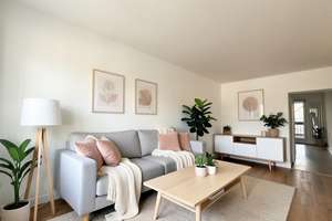 Bezugsfreie 2–3 Zimmer Wohnung mit neuer Badausstattung – Die vollständige Adresse der Immobilie erhältst du vom Anbieter., 10963 Kreuzberg, Berlin – Vorschaubild 2