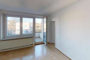 Direkt im Zentrum gelegene 2-Raum-Whg. mit Balkon – Theaterstr. 36, 9111 Zentrum, Chemnitz – Vorschaubild 1