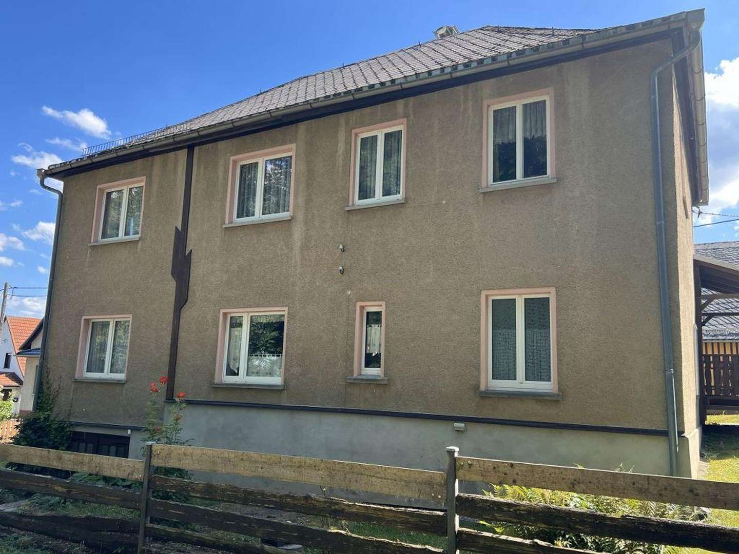 Wohnhaus in sonniger Lage, Greiz Kreis – Bild 3