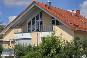 Provisionsfrei für Käufer! ***Komplette Dachetage mit riesiger Südterrasse in modernem Anwesen*** – Die vollständige Adresse der Immobilie erhältst du vom Anbieter., 81245 Altaubing, München – Vorschaubild 2