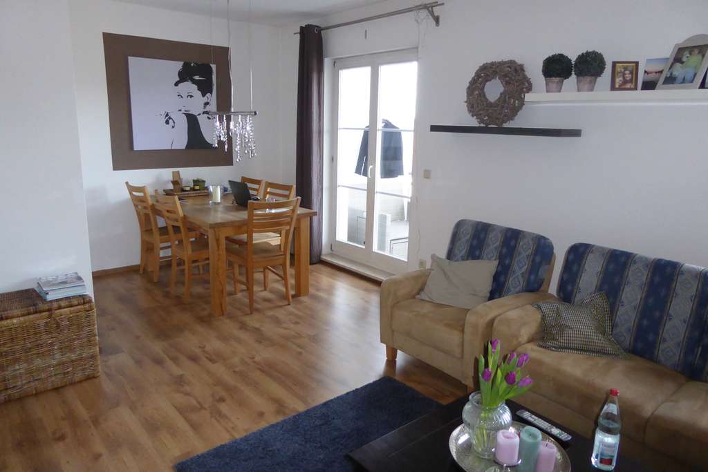 Immobilie in Diedorf - Herrliche 3 ZKB DG Wohnung mit Balkon – provisionsfrei - vermietet -ruhige Lage in Lettenbach - Bild 3