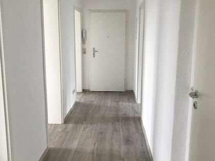 Neu renovierte 2 Zimmer Wohnung im 1. offers OG direkt im Bahnhof Kamenz!