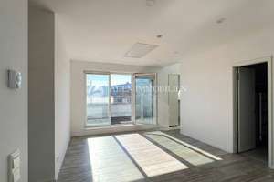 Dachgeschoss-Maisonette mit Terrasse, Aufzug, EBK und Fußbodenheizung! – Bredtschneiderstr. 15, 14057 Westend, Berlin – Vorschaubild 6