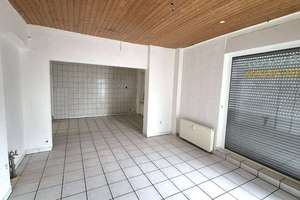 Attraktives, modernisiertes 3-Familienhaus mit Gewerbeeinheit und Doppelgarage in Iserlohn – Die vollständige Adresse der Immobilie erhältst du vom Anbieter., 58644 Iserlohn-Mitte, Iserlohn – Vorschaubild 5