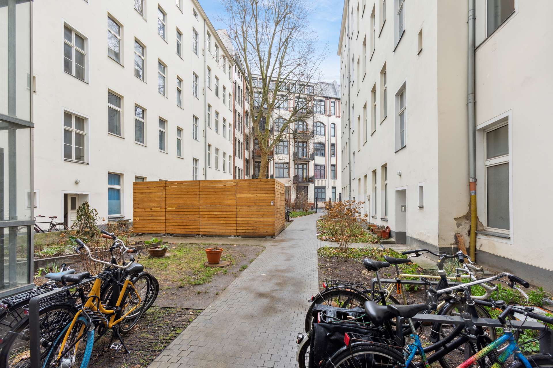 Kreuzberg: vermietete 2-Zimmer Wohnung in gefragter Lage nahe Südstern, Berlin – Bild 1