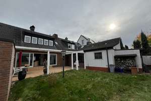 Großzügiges Zweifamilienhaus in Werstener Bestlage. Verwirklichen Sie hier ihre Wohnträume! – Fechnerweg 1, 40591 Wersten, Düsseldorf – Vorschaubild 39