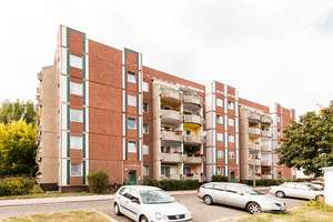 Frisch sanierte 3-Raum-Wohnung mit Balkon in Thonberg – Cäcilienstr. 12, 4317 Reudnitz-Thonberg, Leipzig – Vorschaubild 1