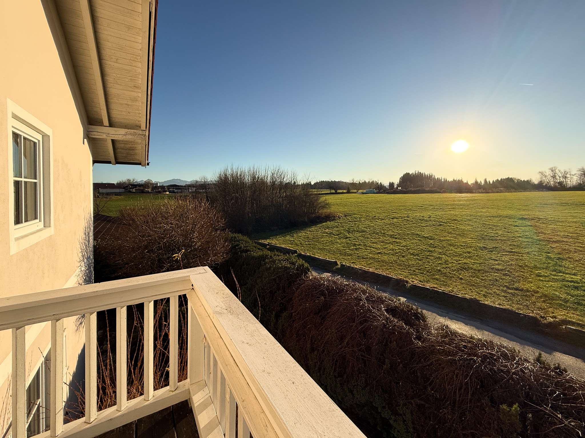 Immobilie in Höslwang - Sonnenverwöhntes Zuhause mit Berg- & Weitblick in idyllischer, ruhiger Umgebung - Bild 8