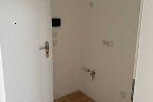Geräumige 1-Zimmer Wohnung zu vermieten – Kreuzäckerstraße 3, 85055 Ingolstadt – Vorschaubild 4