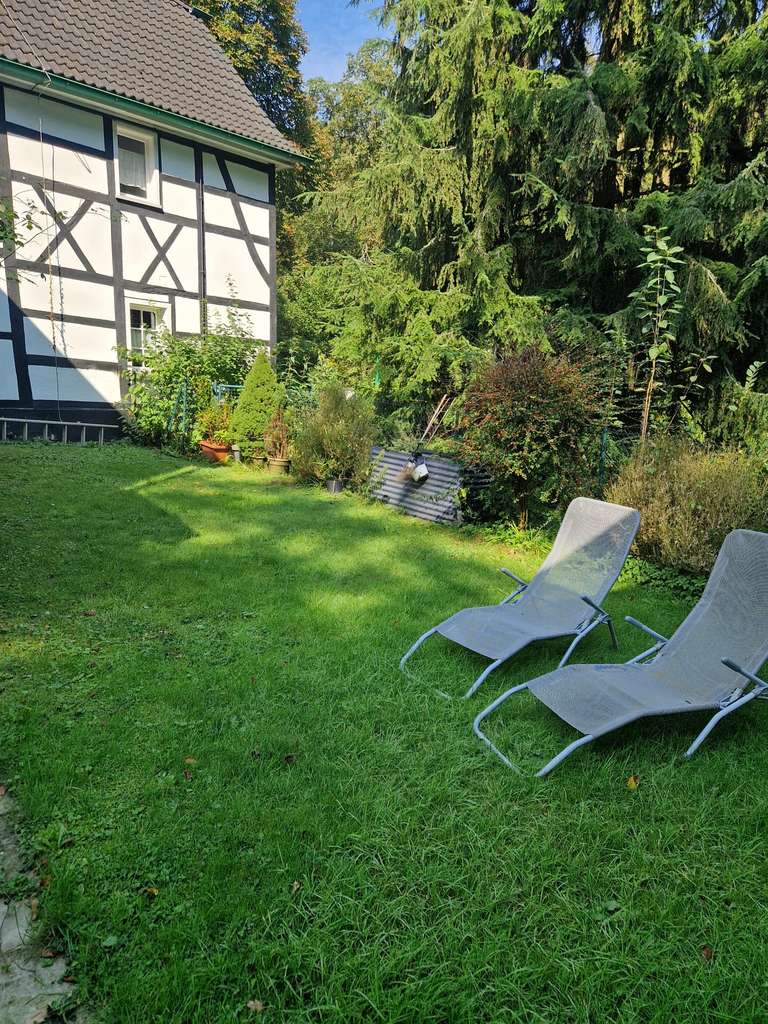 3 Zimmer-Eigentumswohnung mit einem großen Wintergarten in traumhaft schöner Lage!