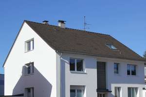 Gut geschnittene 2-Zimmer-Wohnung mit Balkon in Refrath – Die vollständige Adresse der Immobilie erhältst du vom Anbieter., 51427 Alt Refrath, Bergisch Gladbach – Vorschaubild 1
