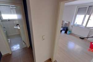 3 Zimmer ohne Balkon an U-Bahn "Gnesener Str.",sehr hell,gepflegt,renoviert,Fenster gut,Toplage ÖPNV – Walckerstrasse 4, 70374 Schmidener Vorstadt, Stuttgart – Vorschaubild 4