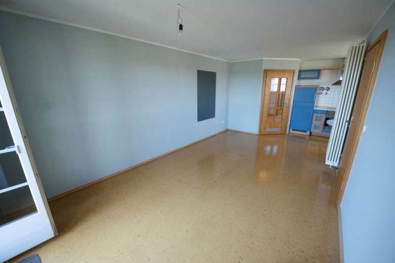 Immobilie in Reichling - UNIKAT mit traumhaftem WEITBLICK direkt am ORTSRAND!
Grosses WH / 3x ETW mit MODERNSTEM STANDARD... - Bild 10