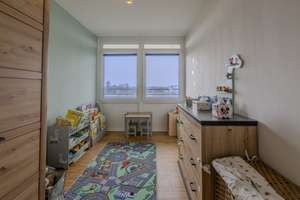 Property thumbnail 9