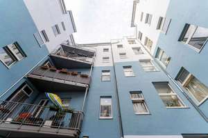 Bezugsfreie, helle 1-Zimmer Altbauwohnung im Wedding