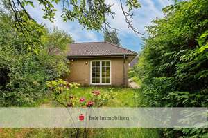 Großzügiges Grundstück mit Einfamilienhaus in Berlin-Mahlsdorf – Die vollständige Adresse der Immobilie erhältst du vom Anbieter., 12623 Mahlsdorf, Berlin – Vorschaubild 2