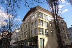 ** MITTEN IM HERZEN VON LEIPZIG ** LICHTDURCHFLUTETE 4-RWG MIT DACHTERRASSE ** WE 20** – Otto-Schill-Straße 9, 4109 Zentrum-West, Leipzig – Vorschaubild 3