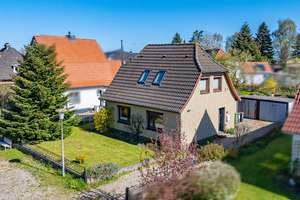 Modernisiertes EFH in Niesgrau – 10 Min. bis zur Ostsee, perfekt für Paare oder als Zweitwohnsitz