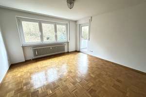Attraktive Wohnung in begehrter Wohnlage – Die vollständige Adresse der Immobilie erhältst du vom Anbieter., 72762 Reutlingen-Mitte, Reutlingen – Vorschaubild 2