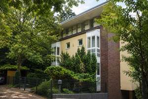 Mehrfamilienhaus an der Havel in Berlin-Gatow