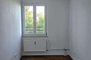 2-Zimmer-Wohnung im 5. OG ohne Aufzug - direkt an der U-Bahn – Rothenburger Str. 206, 90439 Sündersbühl, Nürnberg – Vorschaubild 5