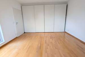 Willkommen in Ihrer Wohlfühloase: Lichtdurchflutete 3-Zimmer-Wohnung im Grünen mit Balkon – Die vollständige Adresse der Immobilie erhältst du vom Anbieter., 13593 Wilhelmstadt, Berlin – Vorschaubild 4