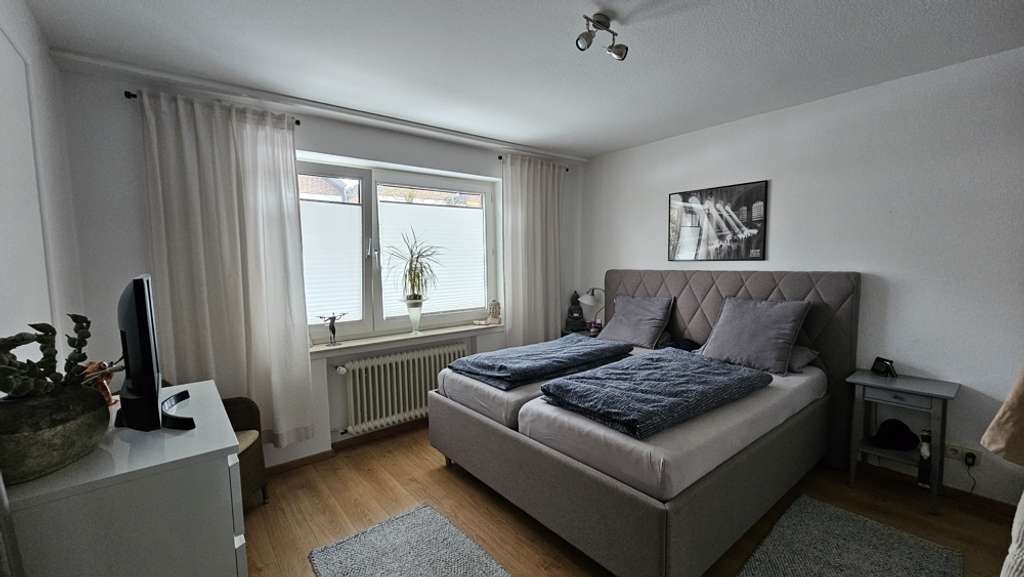 Immobilie in Sulingen - Großzügige Erdgeschosswohnung mit 2 Zimmern, Balkon und PKW-Stellplatz - Bild 3