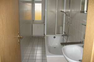 Süd/Westbalkon, Tageslichtbad mit Wanne, schöne 3 Zimmerwohnung in Gohlis frei ! – Würkertstrasse 1, 4157 Gohlis-Mitte, Leipzig – Vorschaubild 9