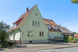 Vielseitiges Mehrfamilienhaus mit drei separaten Wohnungen – Heidekreis – Vorschaubild 2