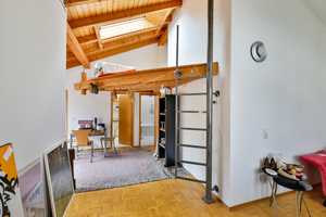 Schicke 3-Zimmer-DG-Wohnung mit Terrasse und Empore – Pforzheim – Vorschaubild 1