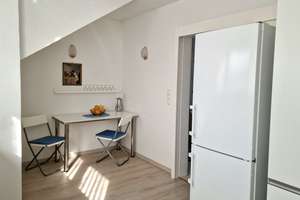Helle 2-Zimmer-Wohnung mit 2 Balkonen in Vaterstetten – vollmöbliert, nahe S-Bahn Baldham – Franz-Lehar-Straße 29, 85591 Vaterstetten – Vorschaubild 9