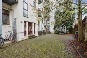 Wohnen im Herzen Leipzigs: Stilvolle 2-Zimmer-Altbauwohnung mit Flair - bezugsfrei – Die vollständige Adresse der Immobilie erhältst du vom Anbieter., 4109 Zentrum-West, Leipzig – Vorschaubild 3