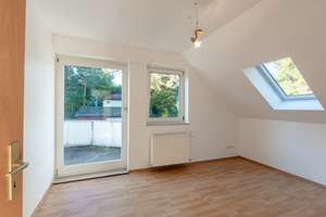 Großzügiges Einfamilienhaus mit mulifunktionaler (Gewerbe-) Remise in  zentraler Wohnlage – Die vollständige Adresse der Immobilie erhältst du vom Anbieter., 14621 Schönwalde-Glien – Vorschaubild 10