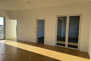 3-Zimmer-Penthousewohnung mit Dachterrasse, Loggia und Elbblick! – Schönebecker Straße  125, 39104 Buckau, Magdeburg – Vorschaubild 16