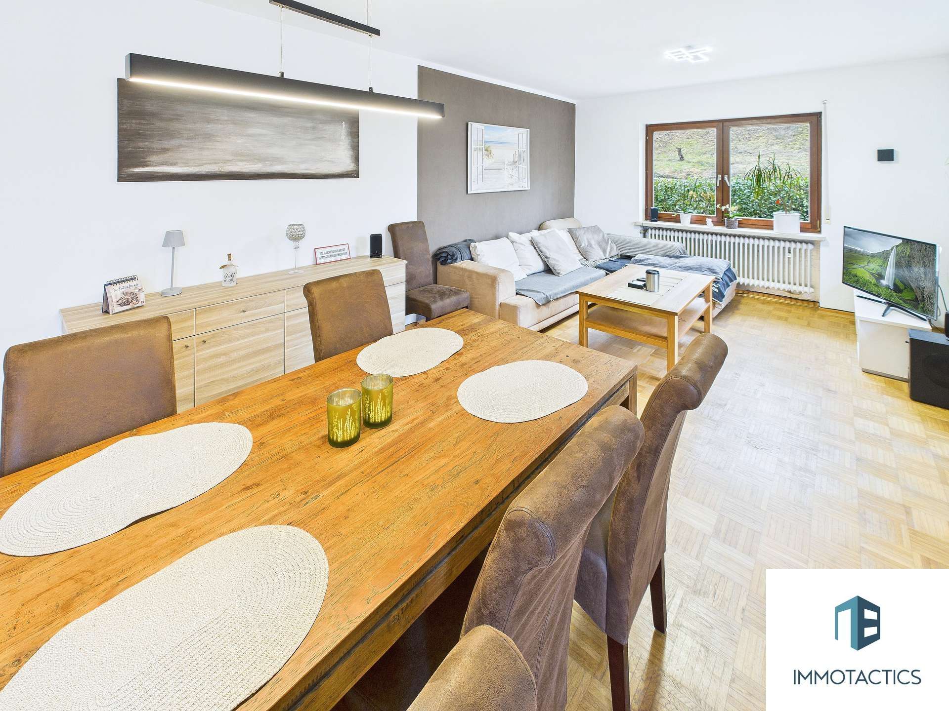 Immobilie in Guldental - Einfamilienhaus mit umlaufendem Balkon und zwei großen Maxi-Garagen und Weitblick in Guldental - Bild 9