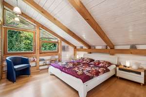 Architektenhaus mit Weitblick – Chalet-Charme trifft auf zeitlose Holzarchitektur in Arnoldshain – Die vollständige Adresse der Immobilie erhältst du vom Anbieter., 61389 Schmitten – Vorschaubild 9