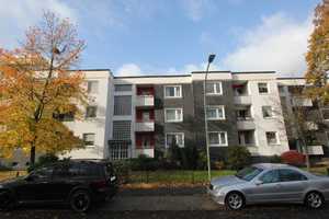 Homberg - Hochheide, tolle sehr gepflegte 3 Zimmer Wohnung mit 2 Balkonen und Tiefgragenstellplatz – Hochheide, Duisburg, 47198 Duisburg – Vorschaubild 1