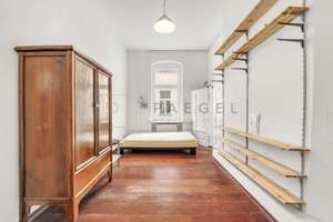 Altbau mit Potenzial: weitläufige 4-Zimmer-Wohnung in begehrter Kreuzberger Kiezlage! – Die vollständige Adresse der Immobilie erhältst du vom Anbieter., 10961 Kreuzberg, Berlin – Vorschaubild 7