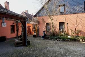 Einfamilienhaus mit Nebengebäuden und Einliegerwohnung – vielseitig nutzbar – Die vollständige Adresse der Immobilie erhältst du vom Anbieter., 38471 Rühen – Vorschaubild 2