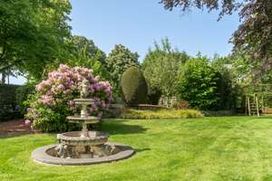 Nur 20 Minuten zur KÖ - Stilvolle Villa mit Rheinblick und prachtvoller Gartenanlage in D-Urdenbach – Die vollständige Adresse der Immobilie erhältst du vom Anbieter., 40489 Kaiserswerth, Düsseldorf – Vorschaubild 7