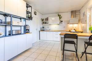 Gepflegter Bungalow mit Kamin, überdachter Süd-West-Terrasse und schönem Grundstück – Die vollständige Adresse der Immobilie erhältst du vom Anbieter., 26810 Westoverledingen – Vorschaubild 4