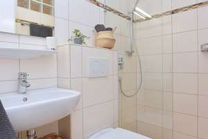 Wunderschöne und voll möblierte Wohnung mit Stellplatz in Stuttgart Münster – 70376 Münster, Stuttgart – Vorschaubild 4