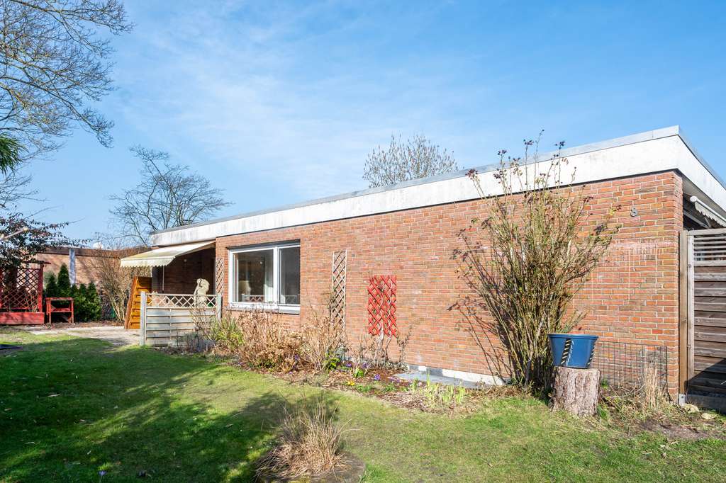 Immobilie in Steinhagen - KEINE KÄUFERPROVISION Toller Bungalow mit Einliegerwohnung und Garage in schöner Lage von Steinhagen - Bild 1