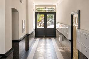 Zuhause mit zwei Zimmern und Balkon in Berlin Friedrichshain – 10245 Friedrichshain, Berlin – Vorschaubild 9