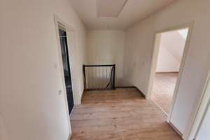 Familienidylle trifft Stadtkomfort - moderne Doppelhaushälfte in ruhiger, zentraler Wohnlage – Die vollständige Adresse der Immobilie erhältst du vom Anbieter., 53489 Sinzig – Vorschaubild 11