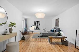 ***BEZUGSFREI: Stilvoll renovierte Altbauwohnung im Herzen von Prenzlauer Berg*** – Die vollständige Adresse der Immobilie erhältst du vom Anbieter., 10405 Prenzlauer Berg, Berlin – Vorschaubild 4