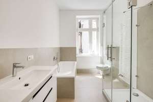 Urbane Eleganz: Stilvoll sanierte, bezugsbereite Altbauwohnung mit Balkon – 80637 Dom Pedro, München – Vorschaubild 7