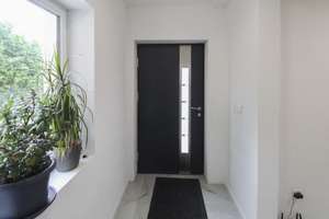 Neuwertiges exklusives Haus mit Garten in Lauterhofen – Die vollständige Adresse der Immobilie erhältst du vom Anbieter., 92283 Lauterhofen – Vorschaubild 19